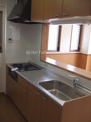 シャレード茜401-7