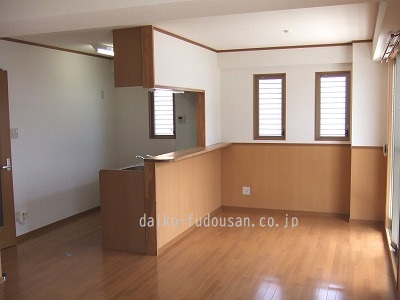 シャレード茜401-1